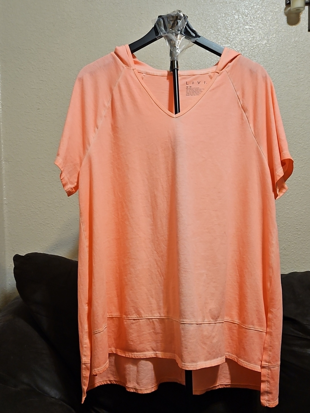 Livi Active Peach Short-Sleeve Hooded Tunic